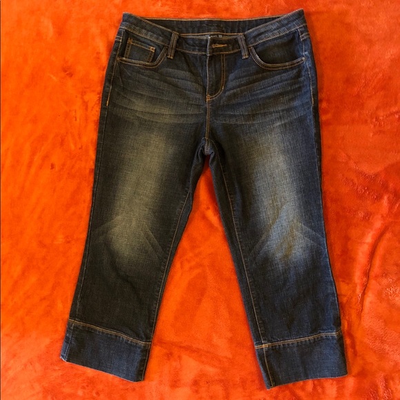 APT Jeans 8 - Picture 1 of 6